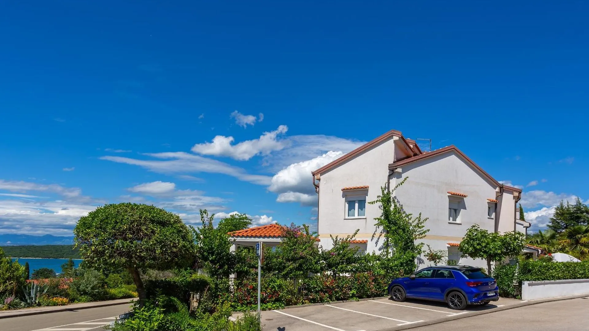 Apartment Njivice 5295B Κροατία